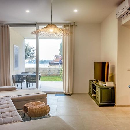 Apartment Nobilis ザンブラティヤ エクステリア 写真
