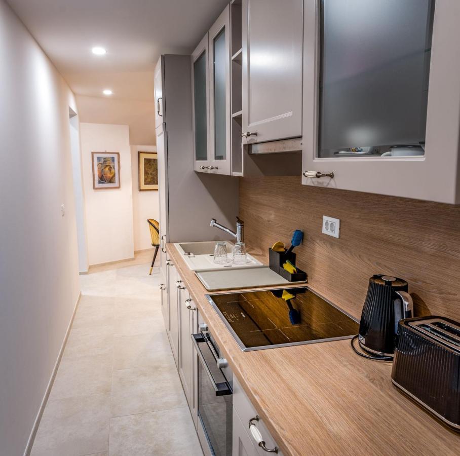 Apartment Nobilis ザンブラティヤ エクステリア 写真