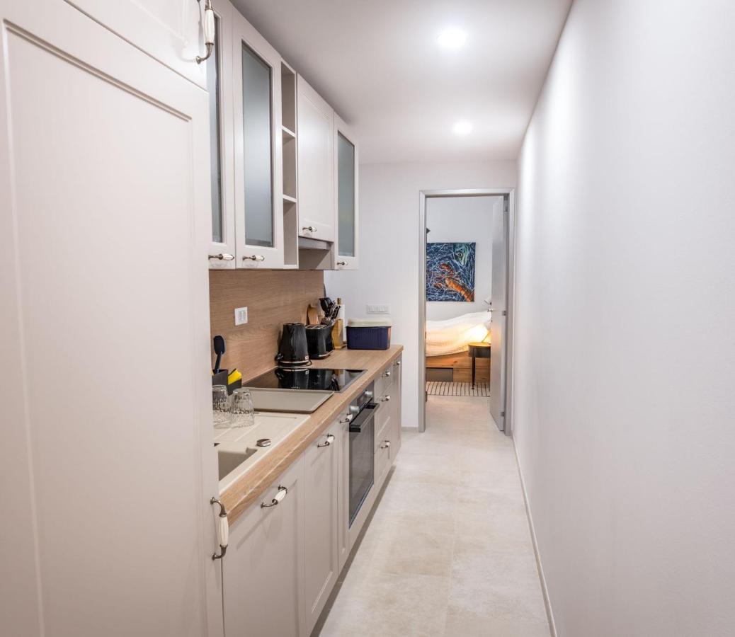 Apartment Nobilis ザンブラティヤ エクステリア 写真